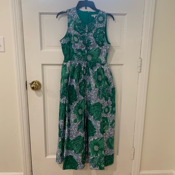 TCEC Hydrangea Floral A-Line Ruffle Bust Detail Feminine Preppy Midi Dress - Picture 3 of 16